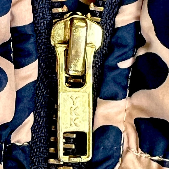 Gymboree Leopard Print Puffer Vest - Picture 7 of 7